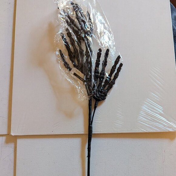 NWT 3 Skeleton Hands Black Glitter Floral Pick Ashland Goth Halloween Decoration - Picture 4 of 10